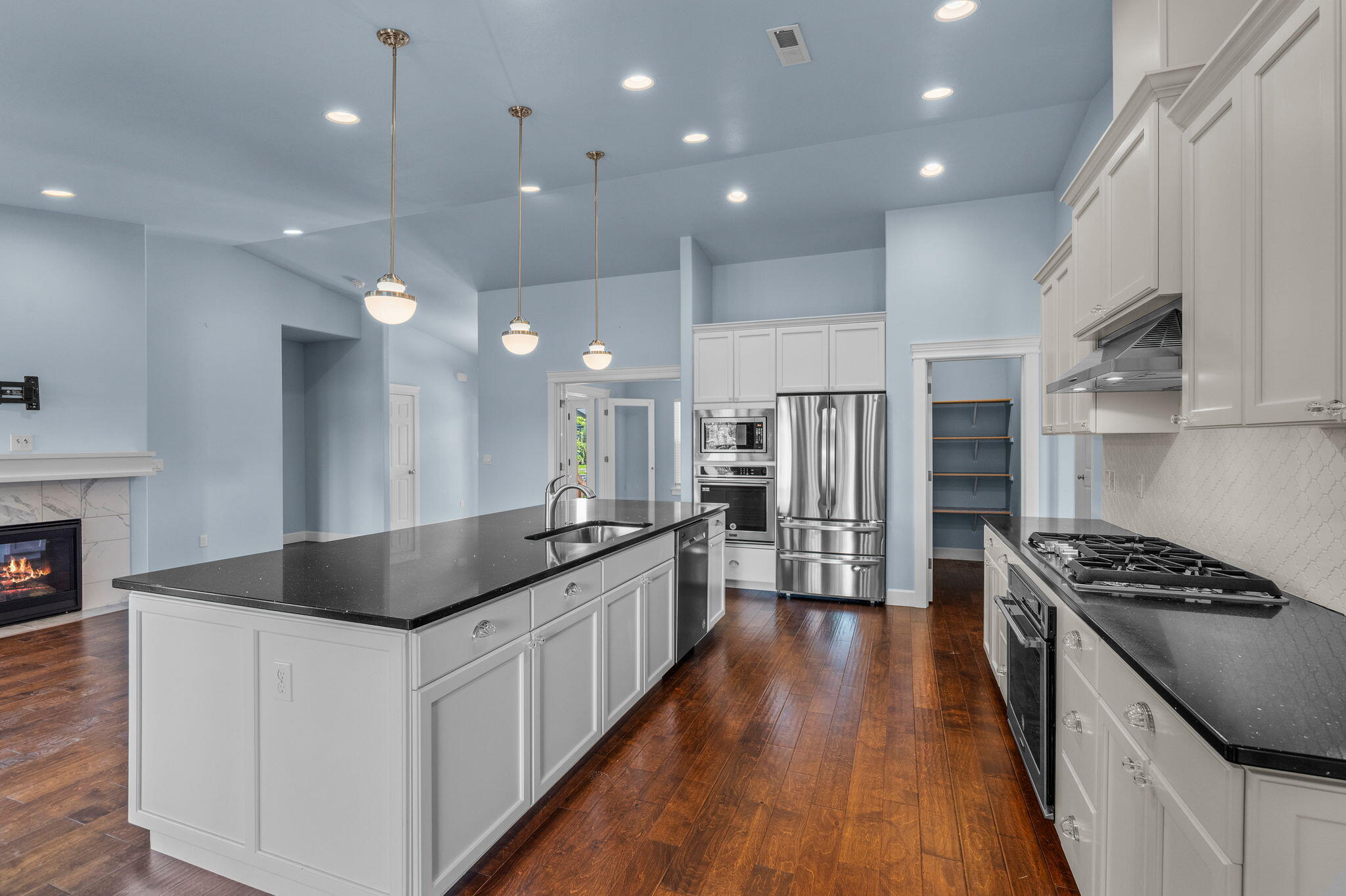 Canyon Rim Village - Residential