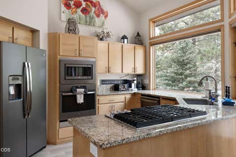 Tiny photo for 17926 Playoff Lane #3, Sunriver, OR 97707 (MLS # 220227195)