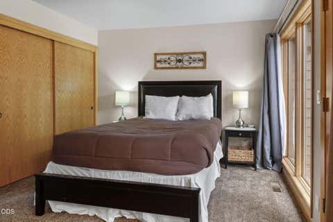 Tiny photo for 17926 Playoff Lane #3, Sunriver, OR 97707 (MLS # 220227195)