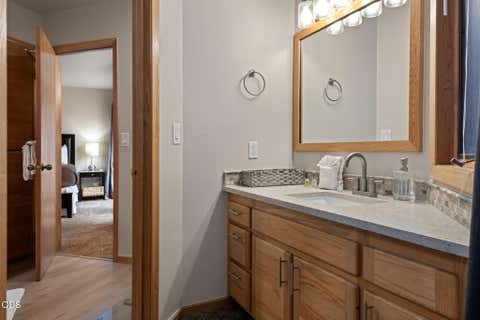 Tiny photo for 17926 Playoff Lane #3, Sunriver, OR 97707 (MLS # 220227195)