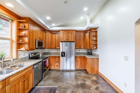 Tiny photo for 4760 Galls Creek Road, Gold Hill, OR 97525 (MLS # 220213118)