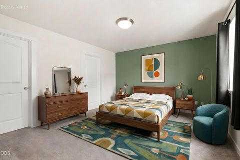 Tiny photo for 1023 NE Crista Court, Prineville, OR 97754 (MLS # 220223056)