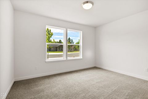 Tiny photo for 1023 NE Crista Court, Prineville, OR 97754 (MLS # 220223056)
