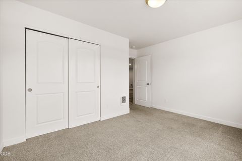 Tiny photo for 1023 NE Crista Court, Prineville, OR 97754 (MLS # 220223056)