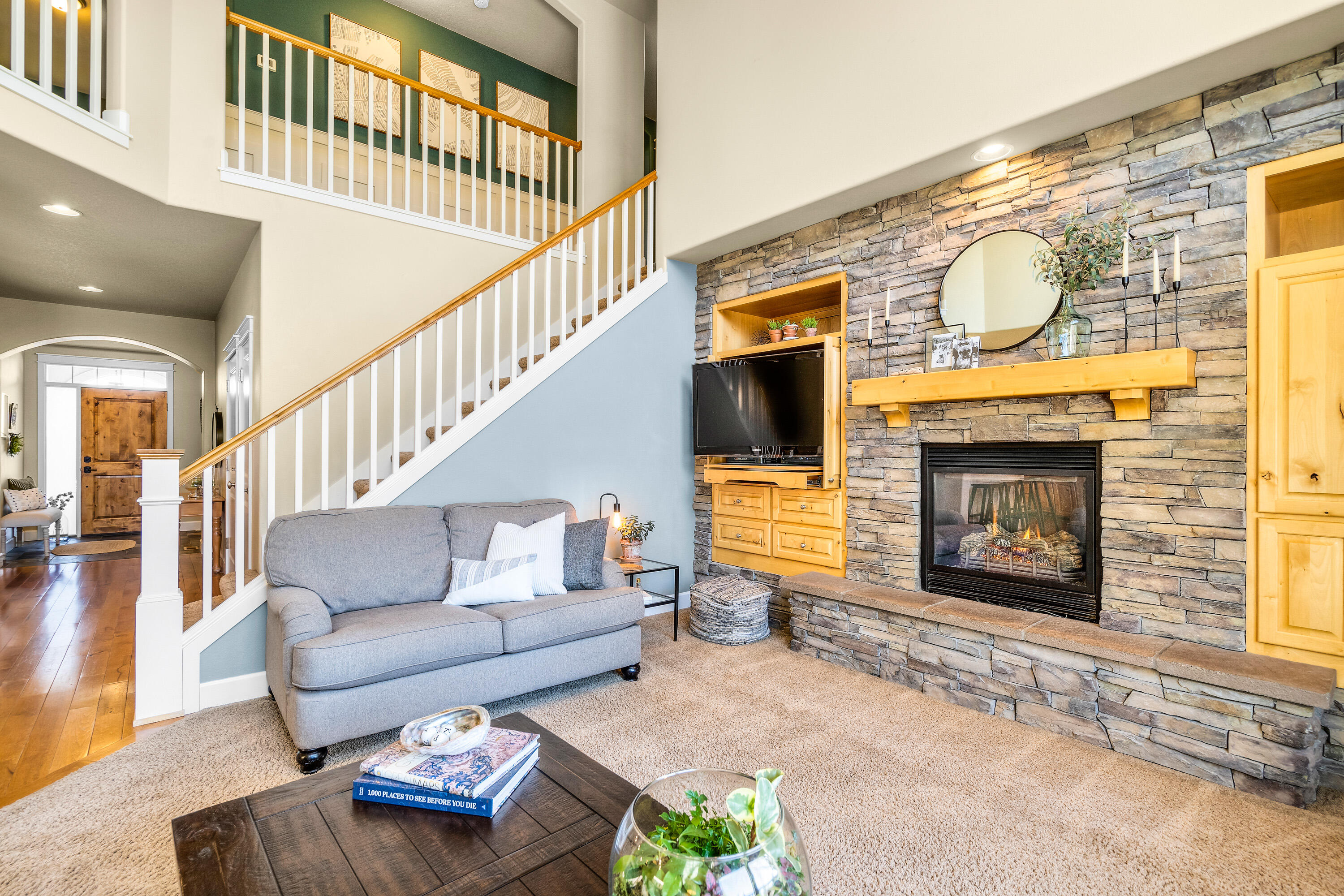 Lava Ridges - Residential