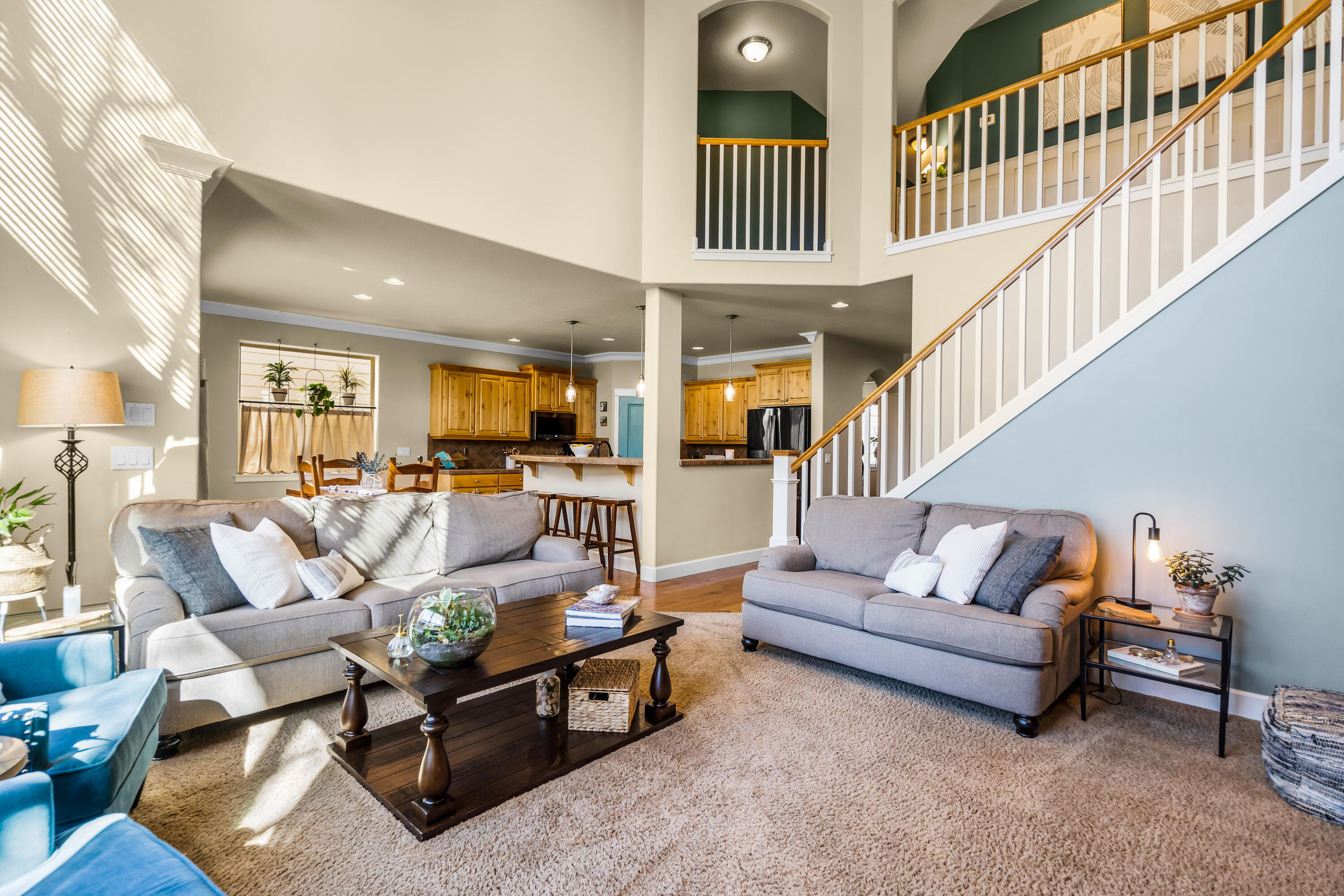 Lava Ridges - Residential