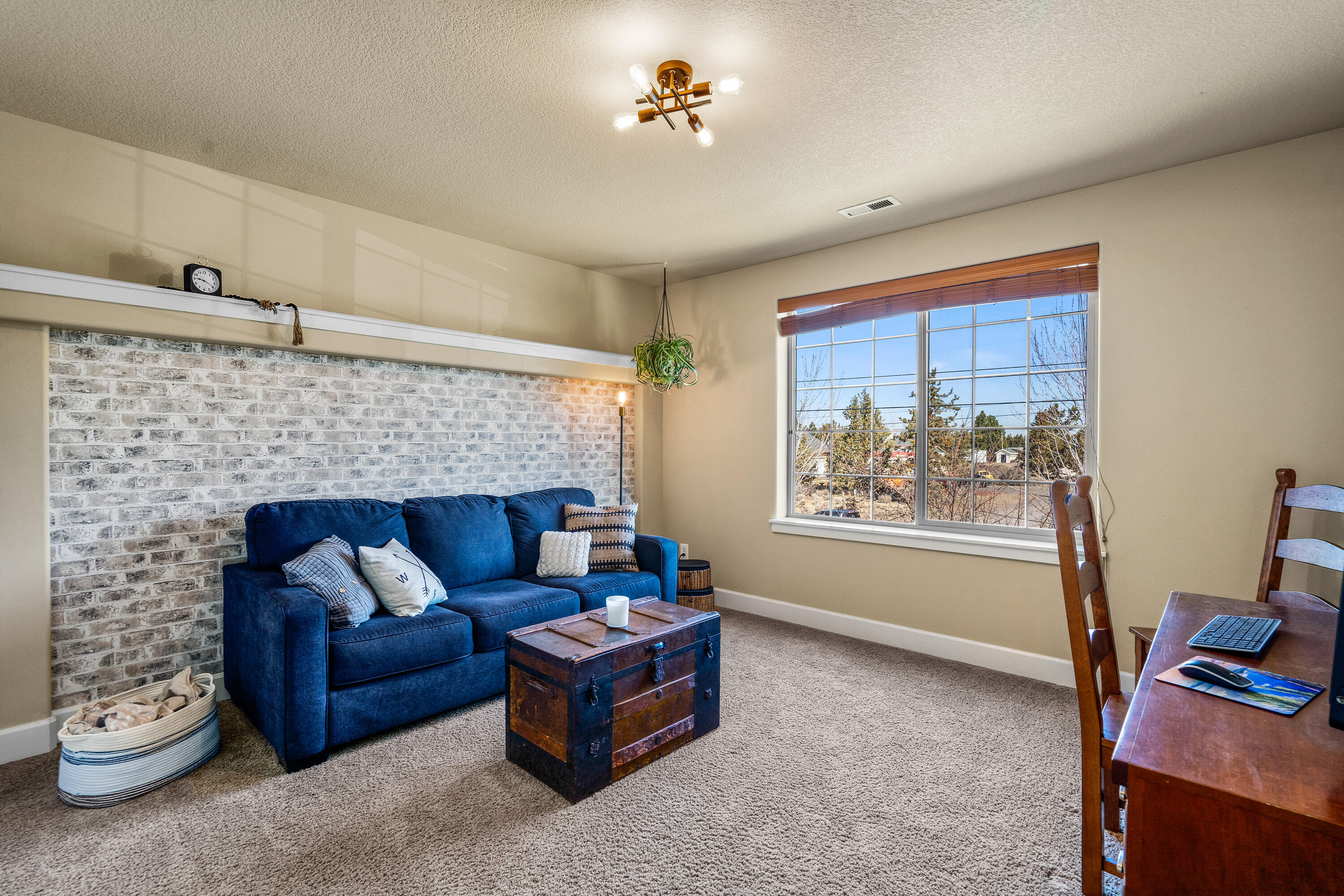 Lava Ridges - Residential