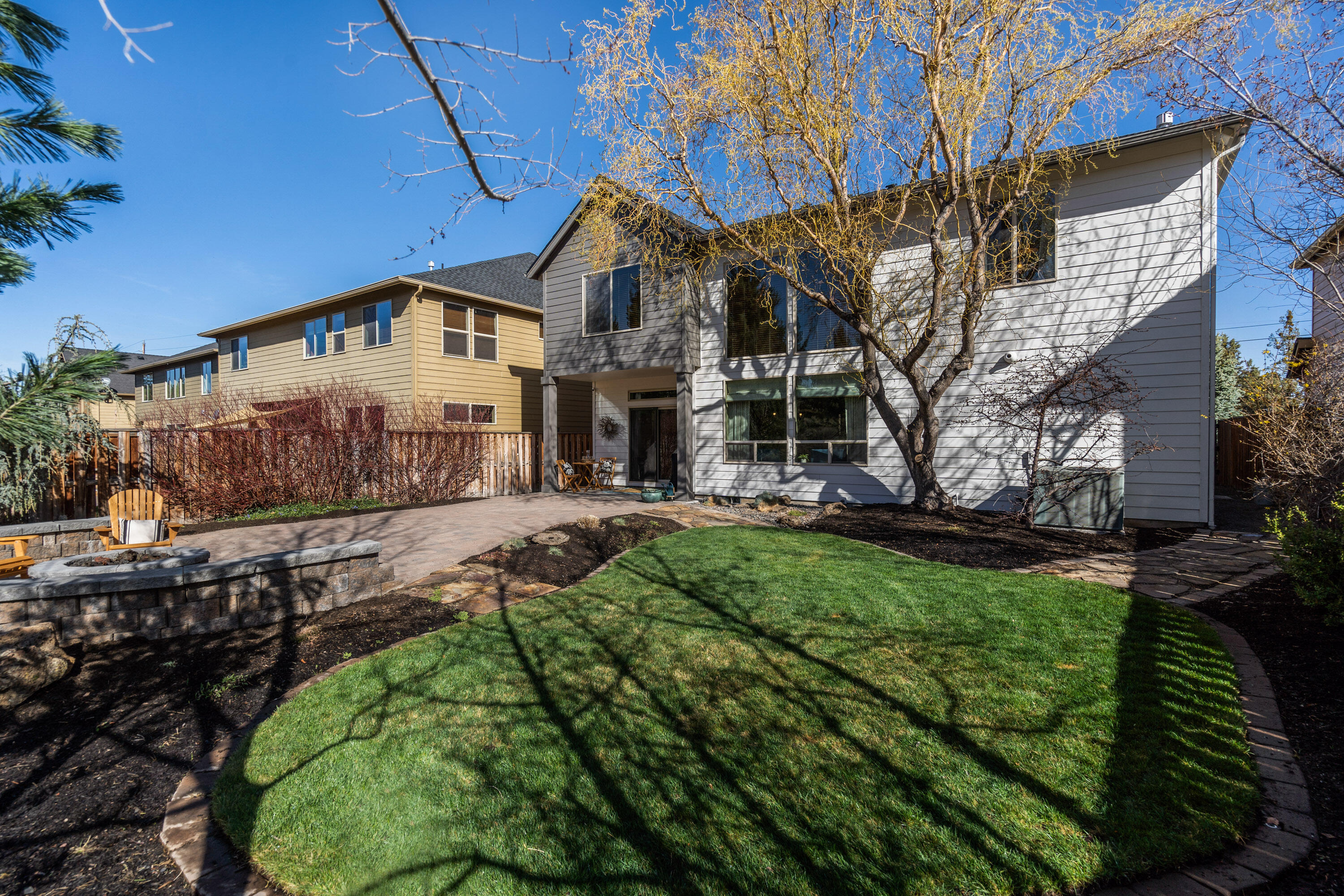 Lava Ridges - Residential