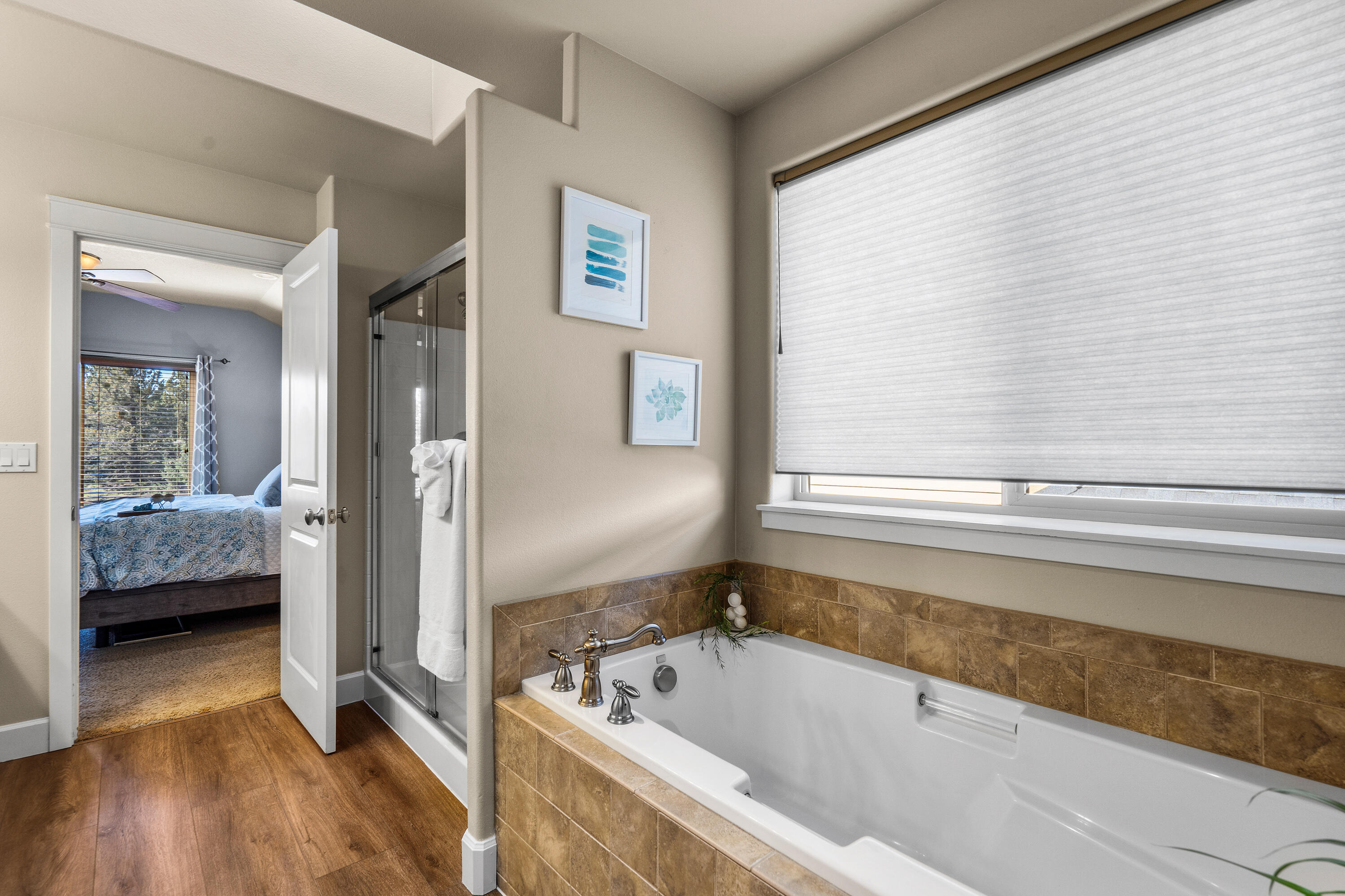 Lava Ridges - Residential