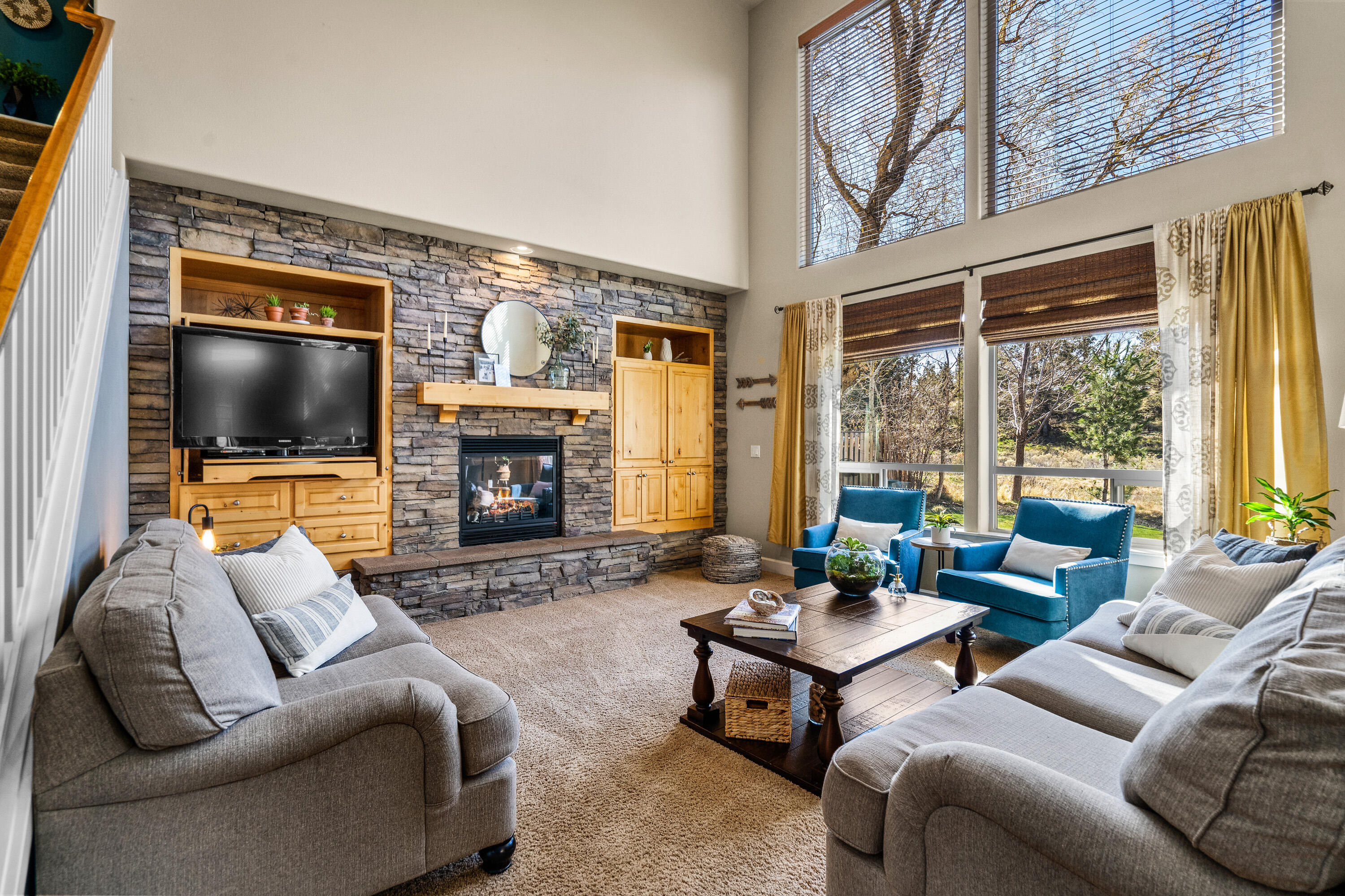 Lava Ridges - Residential