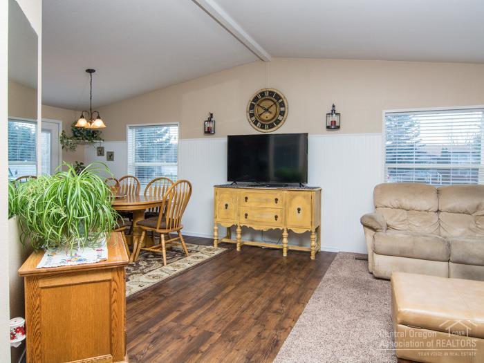 Ni Lah Sha Village - Residential