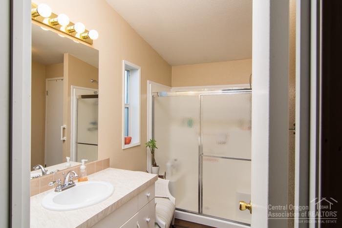 Ni Lah Sha Village - Residential