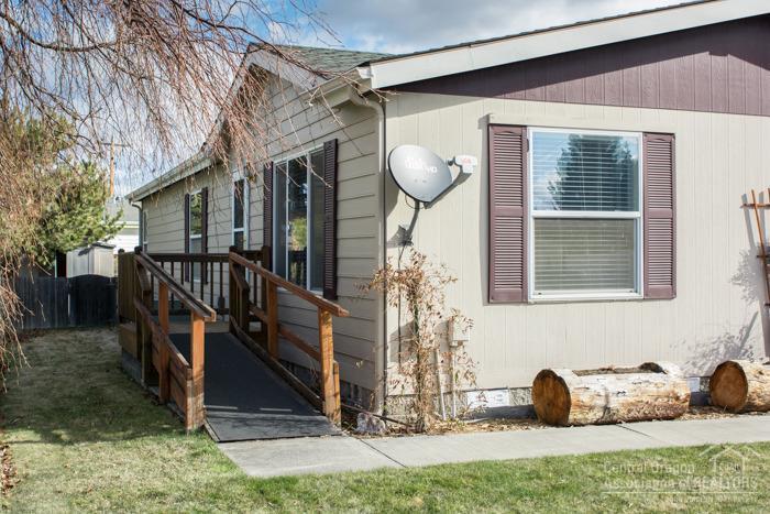 Ni Lah Sha Village - Residential