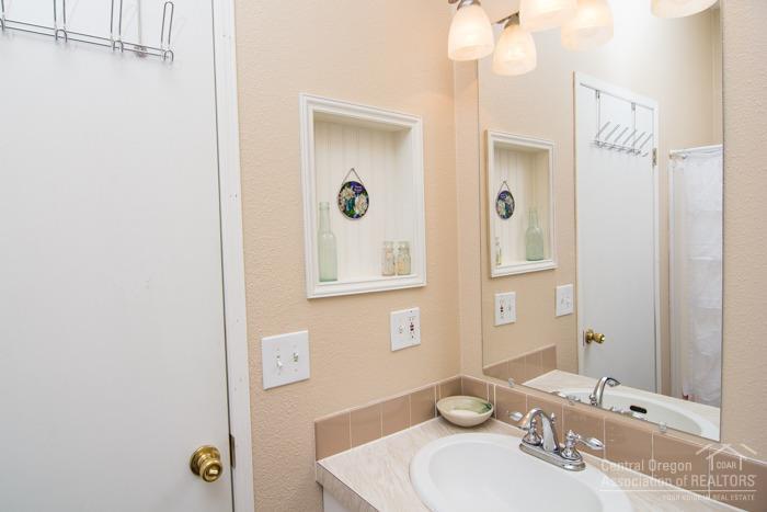 Ni Lah Sha Village - Residential