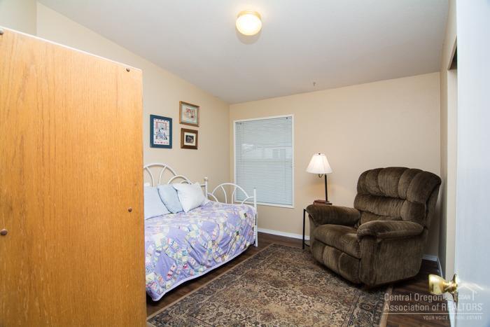 Ni Lah Sha Village - Residential