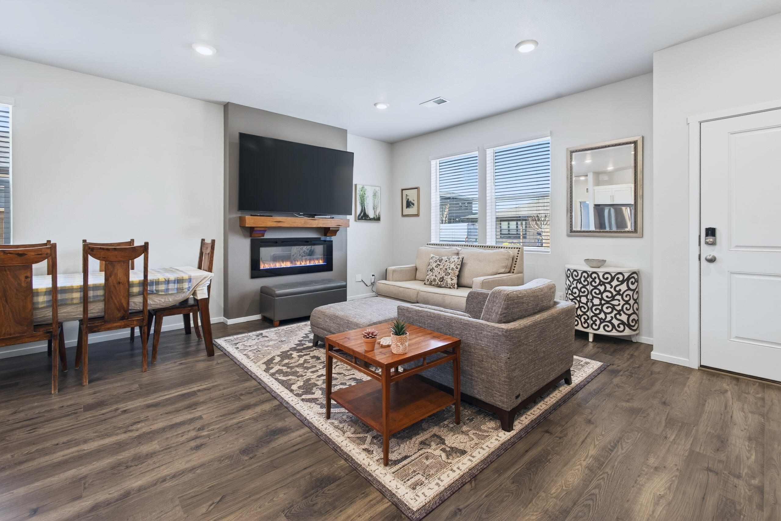 1326 NE Boxcar Drive