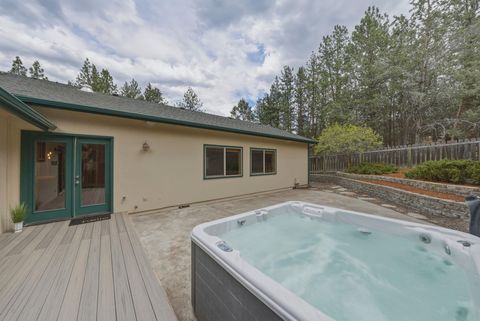 Tiny photo for 63375 Saddleback Drive, Bend, OR 97703 (MLS # 220219902)