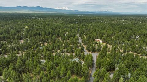Tiny photo for 63375 Saddleback Drive, Bend, OR 97703 (MLS # 220219902)