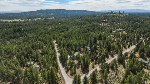 Tiny photo for 63375 Saddleback Drive, Bend, OR 97703 (MLS # 220219902)