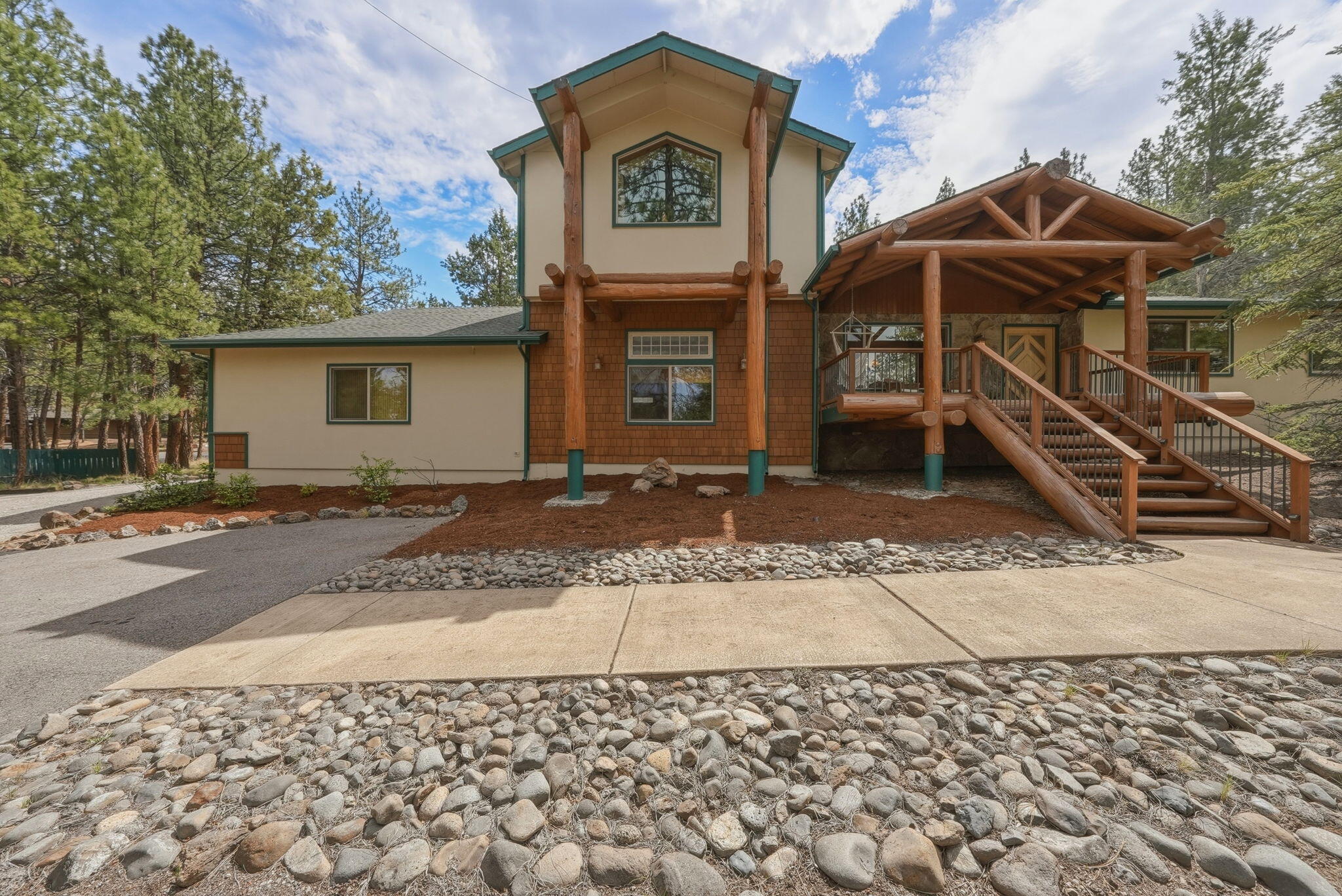 63375 Saddleback Drive