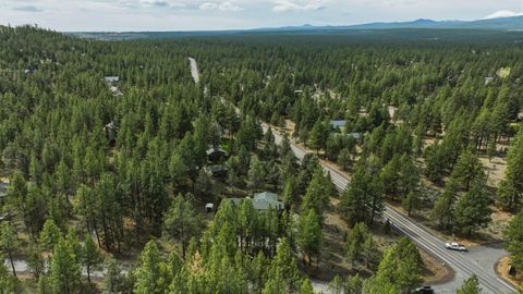 Tiny photo for 63375 Saddleback Drive, Bend, OR 97703 (MLS # 220219902)