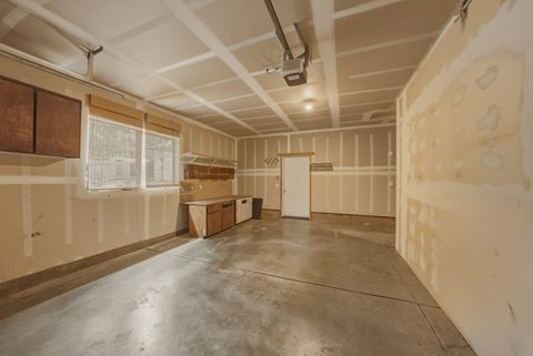 Tiny photo for 63375 Saddleback Drive, Bend, OR 97703 (MLS # 220219902)