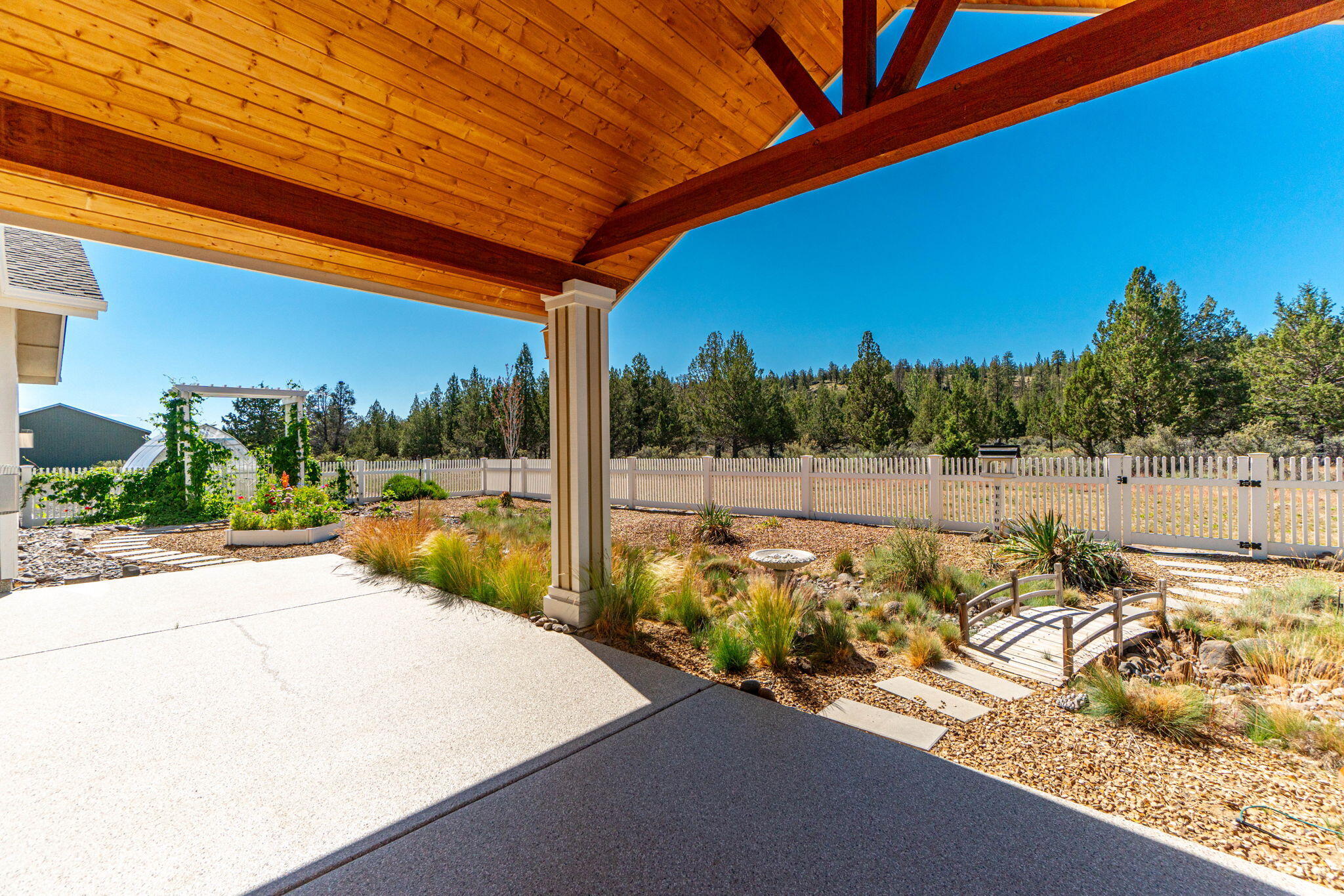 Ponderosa Cascade - Residential