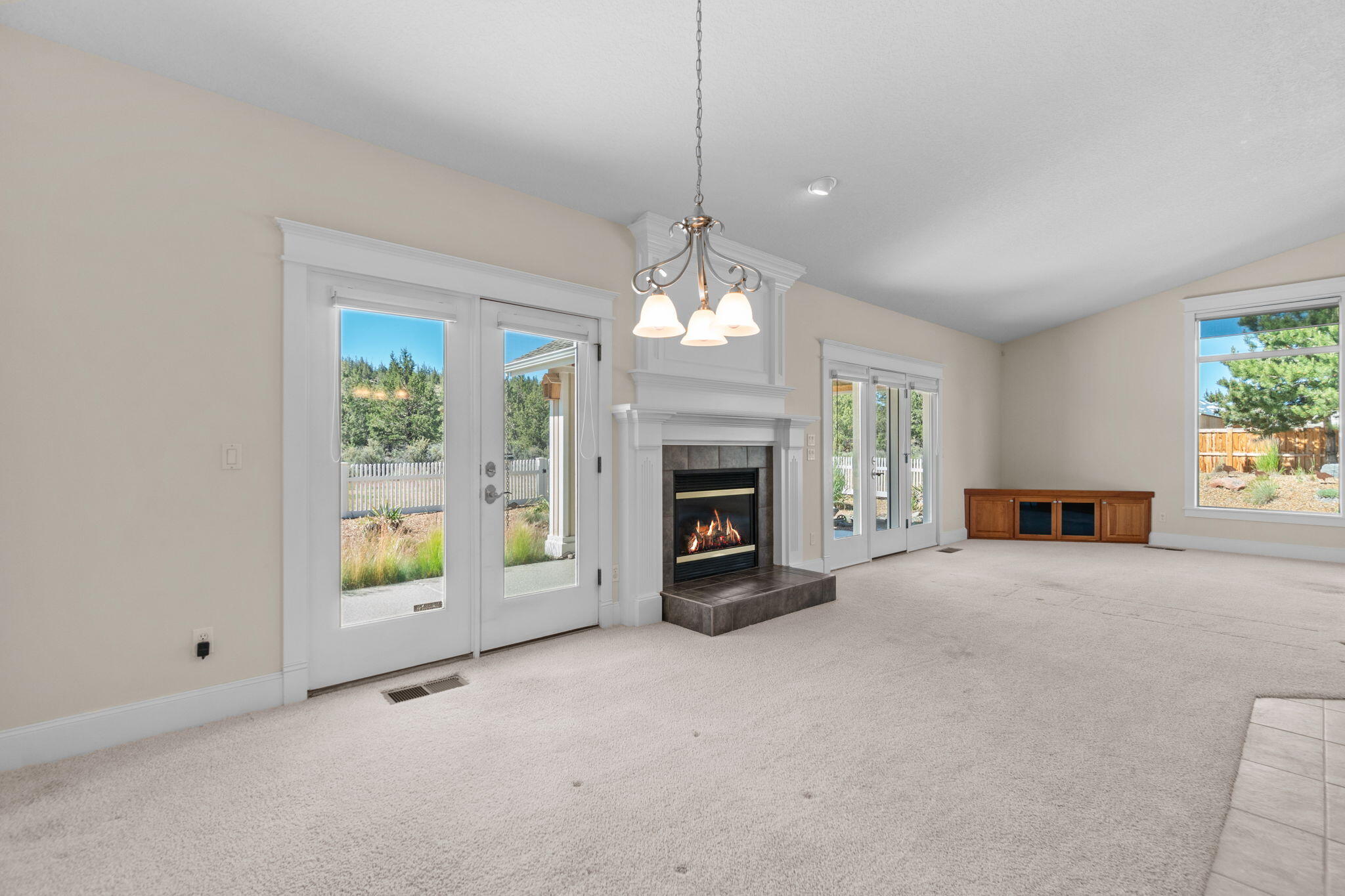 Ponderosa Cascade - Residential