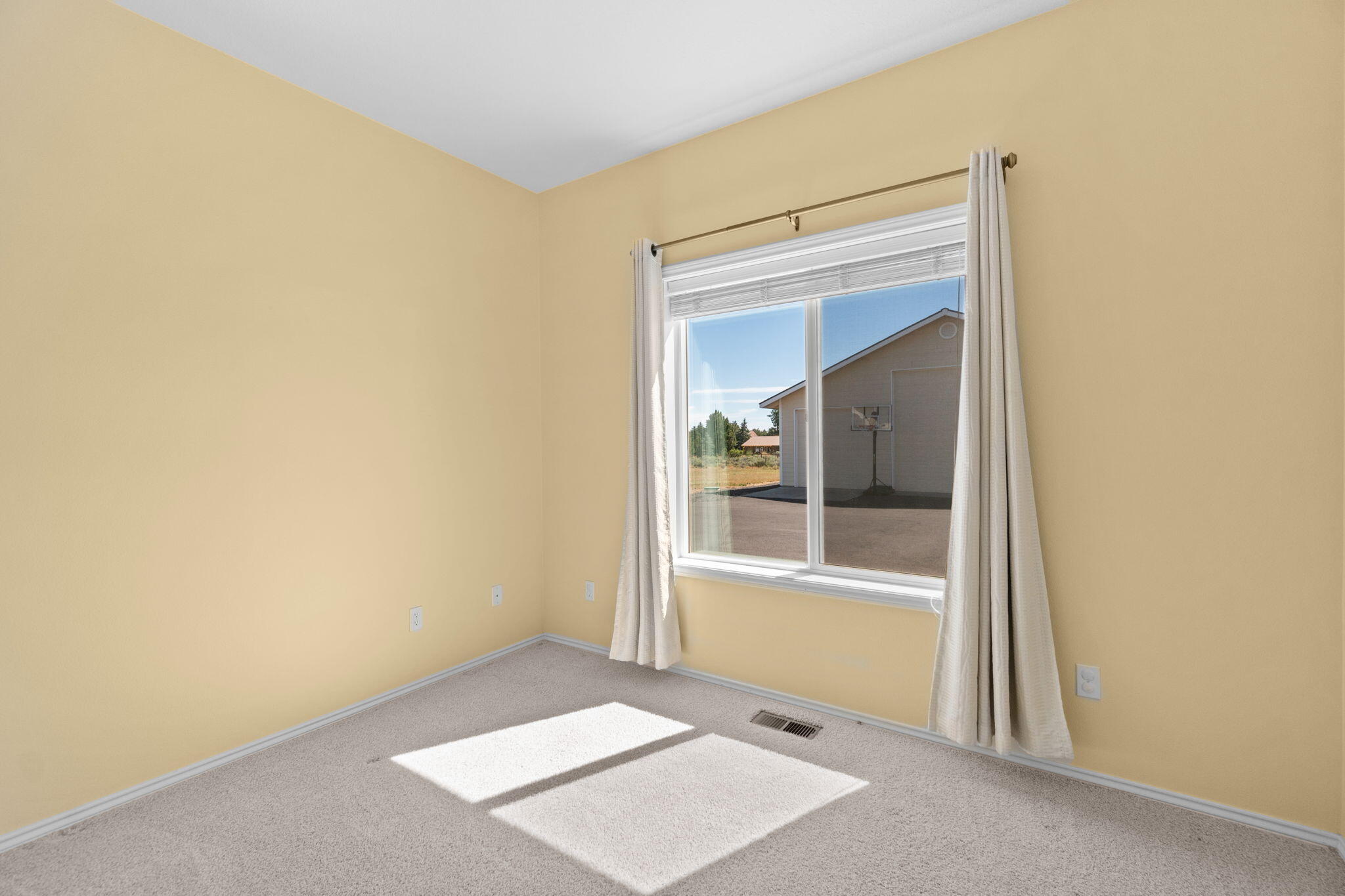 Ponderosa Cascade - Residential