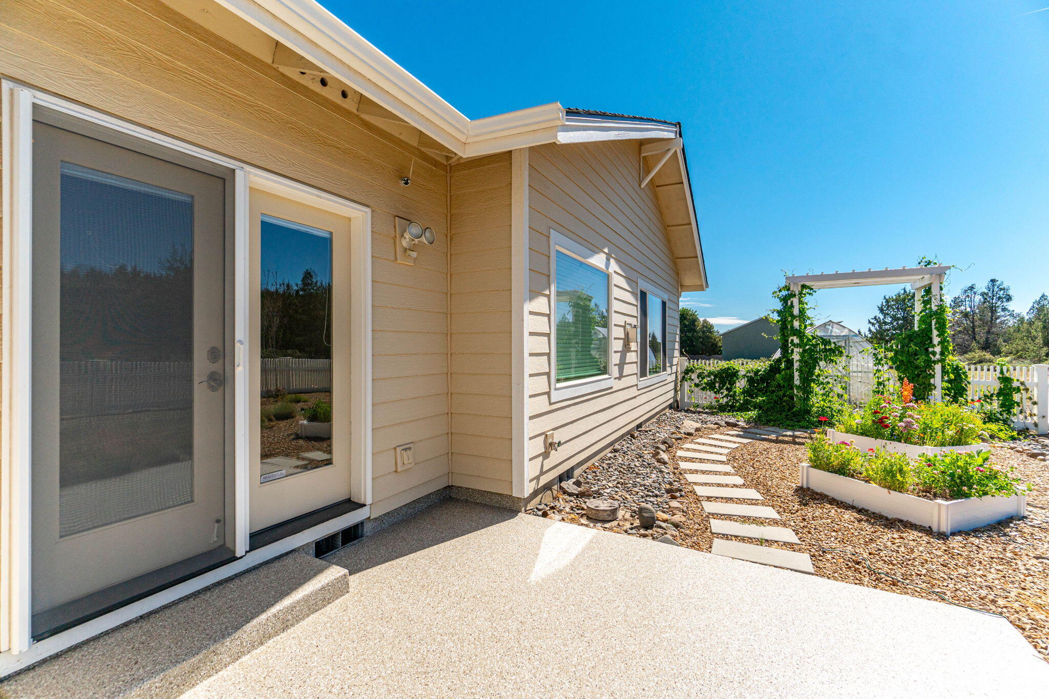 Ponderosa Cascade - Residential