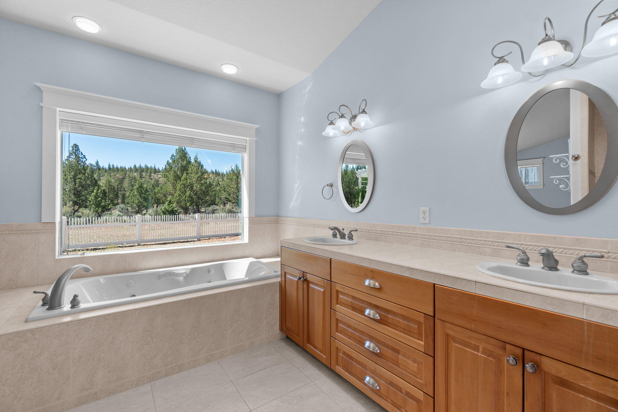 Ponderosa Cascade - Residential