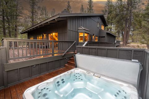 Tiny photo for 17579 Pathfinder Lane #6, Sunriver, OR 97707 (MLS # 220216751)