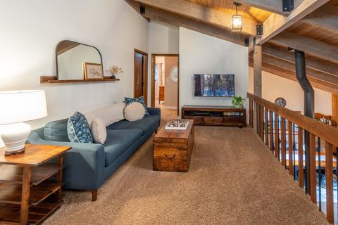 Tiny photo for 17579 Pathfinder Lane #6, Sunriver, OR 97707 (MLS # 220216751)