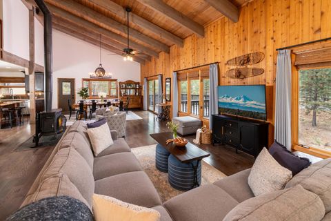 Tiny photo for 17579 Pathfinder Lane #6, Sunriver, OR 97707 (MLS # 220216751)