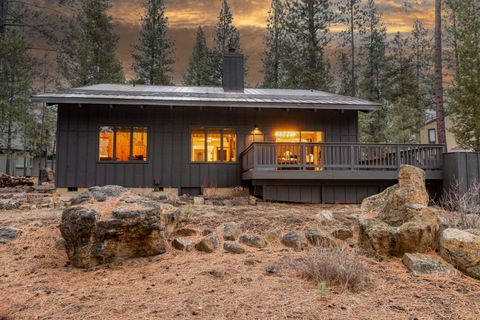 Tiny photo for 17579 Pathfinder Lane #6, Sunriver, OR 97707 (MLS # 220216751)