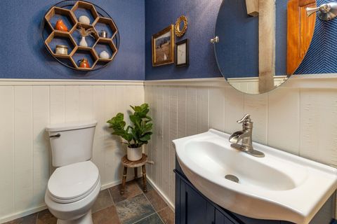 Tiny photo for 17579 Pathfinder Lane #6, Sunriver, OR 97707 (MLS # 220216751)