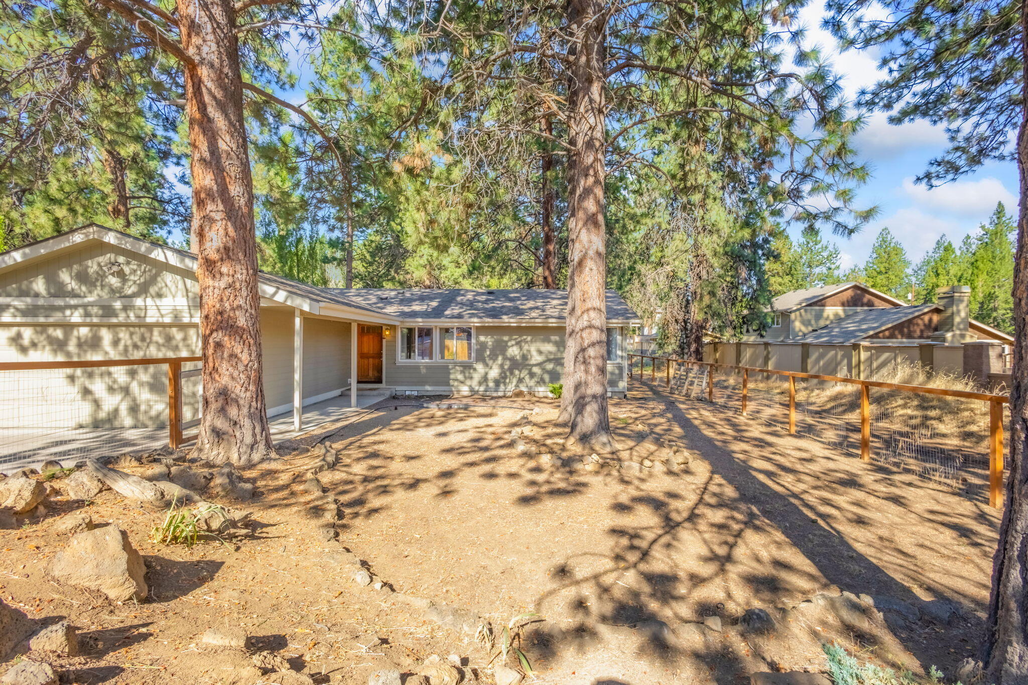 59989 Hopi Road