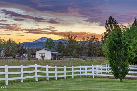 Tiny photo for 63531 Gentry Loop, Bend, OR 97701 (MLS # 220224088)