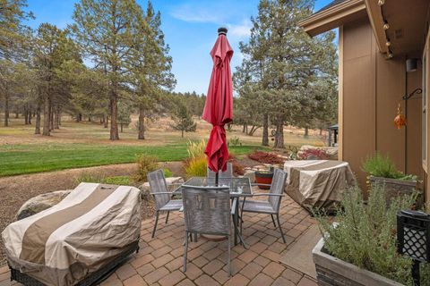 Tiny photo for 1161 Paper Birch Way, Klamath Falls, OR 97601 (MLS # 220211705)