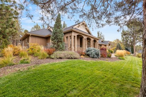 Tiny photo for 1161 Paper Birch Way, Klamath Falls, OR 97601 (MLS # 220211705)