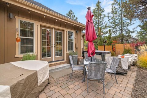 Tiny photo for 1161 Paper Birch Way, Klamath Falls, OR 97601 (MLS # 220211705)