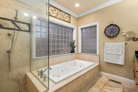 Tiny photo for 1161 Paper Birch Way, Klamath Falls, OR 97601 (MLS # 220211705)