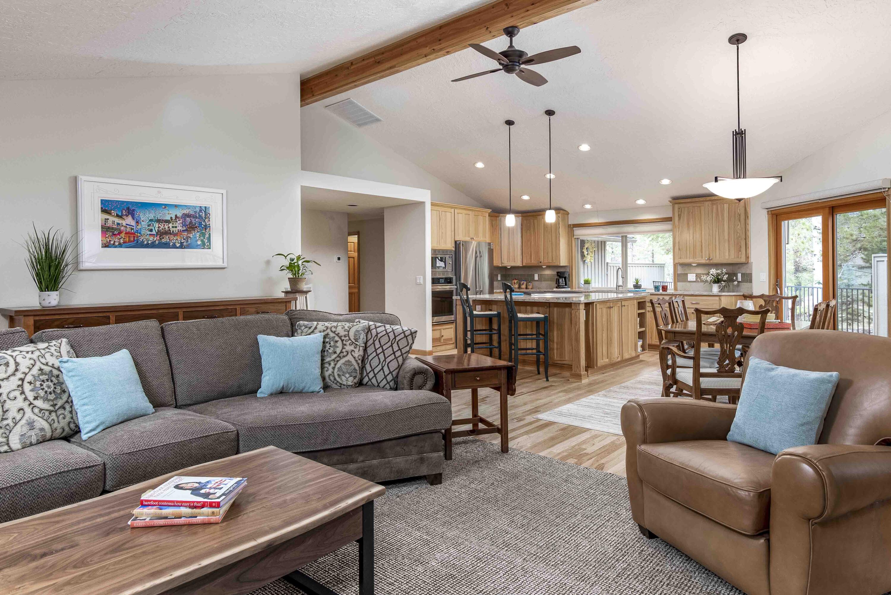 Fairway Point Villag - Residential