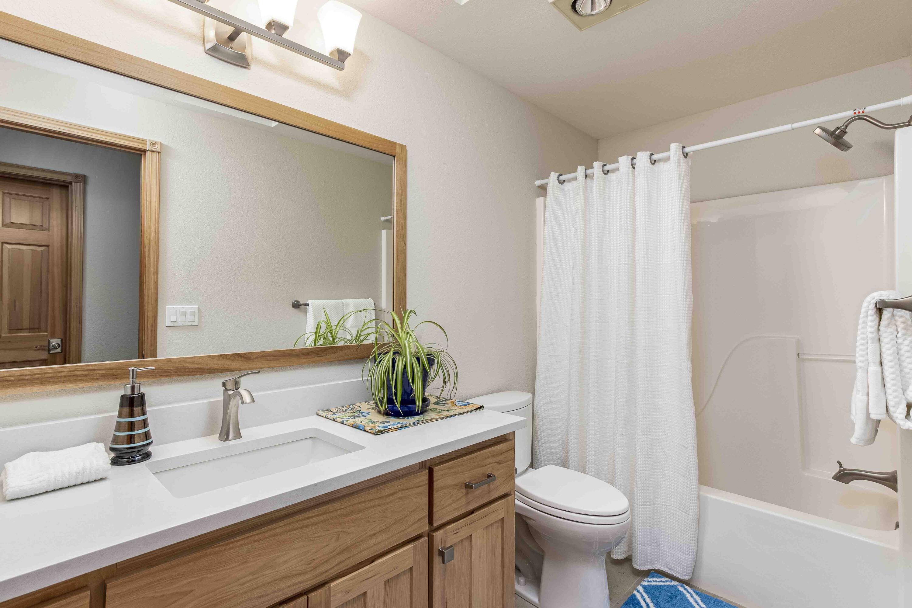 Fairway Point Villag - Residential