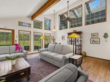 57519 Tamarack Lane 3 Sunriver OR 97707
