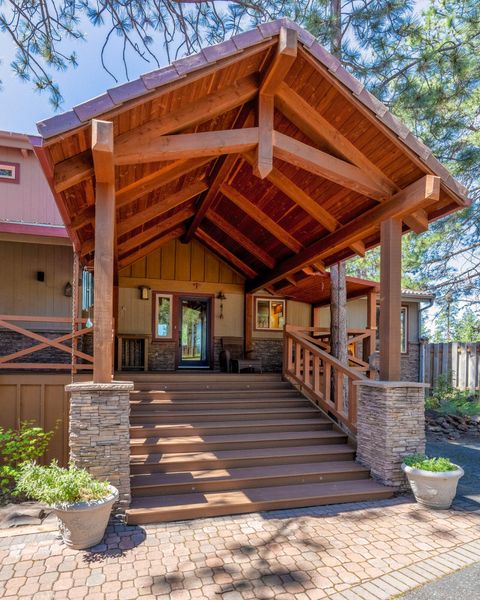 Tiny photo for 69470 Deer Ridge Road, Sisters, OR 97759 (MLS # 220221187)