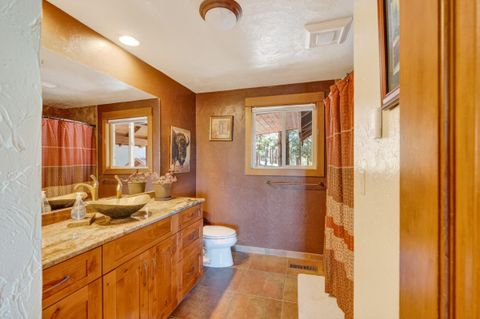 Tiny photo for 69470 Deer Ridge Road, Sisters, OR 97759 (MLS # 220221187)