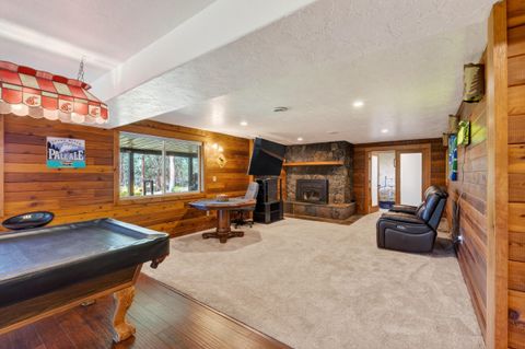Tiny photo for 69470 Deer Ridge Road, Sisters, OR 97759 (MLS # 220221187)