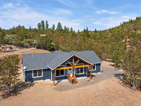 Photo of 14819 Avalon Drive, White City, OR 97503 (MLS # 220228849)