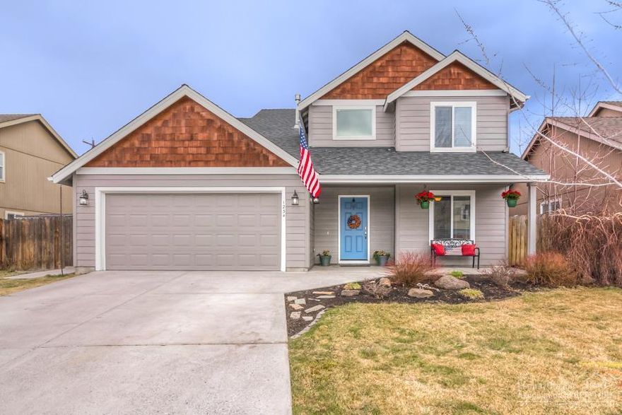 This large NW Redmond home has several upgrades in the last three years: premium vinyl plank flooring, new windows and doors, stainless appliances, light fixtures and ceiling fans, wood trim throughout, banister/railing, and new interior and exterior paint in March 2020. Home boasts four bedrooms, office/den, and two separate living rooms. The lower level has the master suite with two closets and bathroom, spacious great room, half bath, and an open kitchen with island and vaulted ceilings. The upper level has a roomy living room/loft space, three bedrooms, and full bathroom. Plenty of space in the fenced-in backyard for pets to run around and entertaining. If you're looking for a sizeable home at a great price with tons of upgrades, this is it.